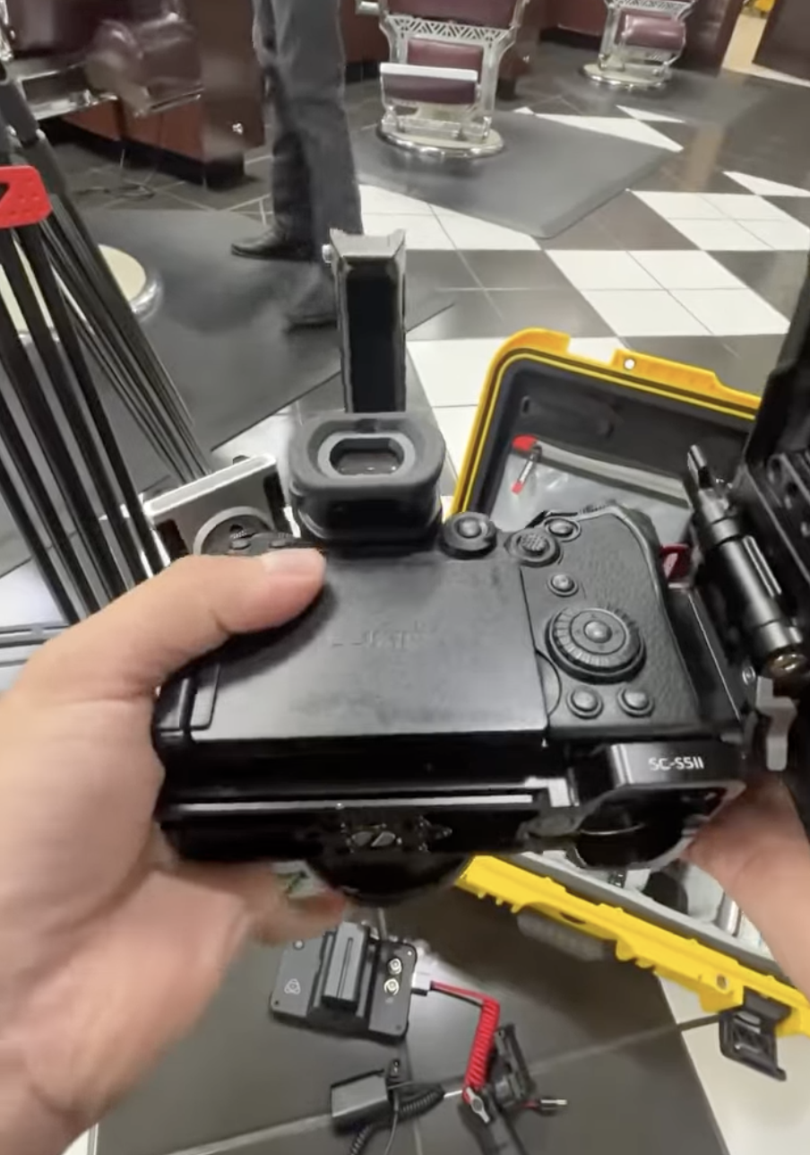 Behind the scenes thumbnail